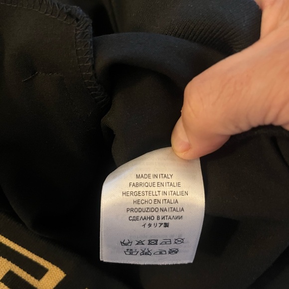 Preowned Versace Black Hoodie with Gold Tracksuit XXL fits like a large 🇮🇹🇮🇹🇮🇹 - Picture 4 of 13